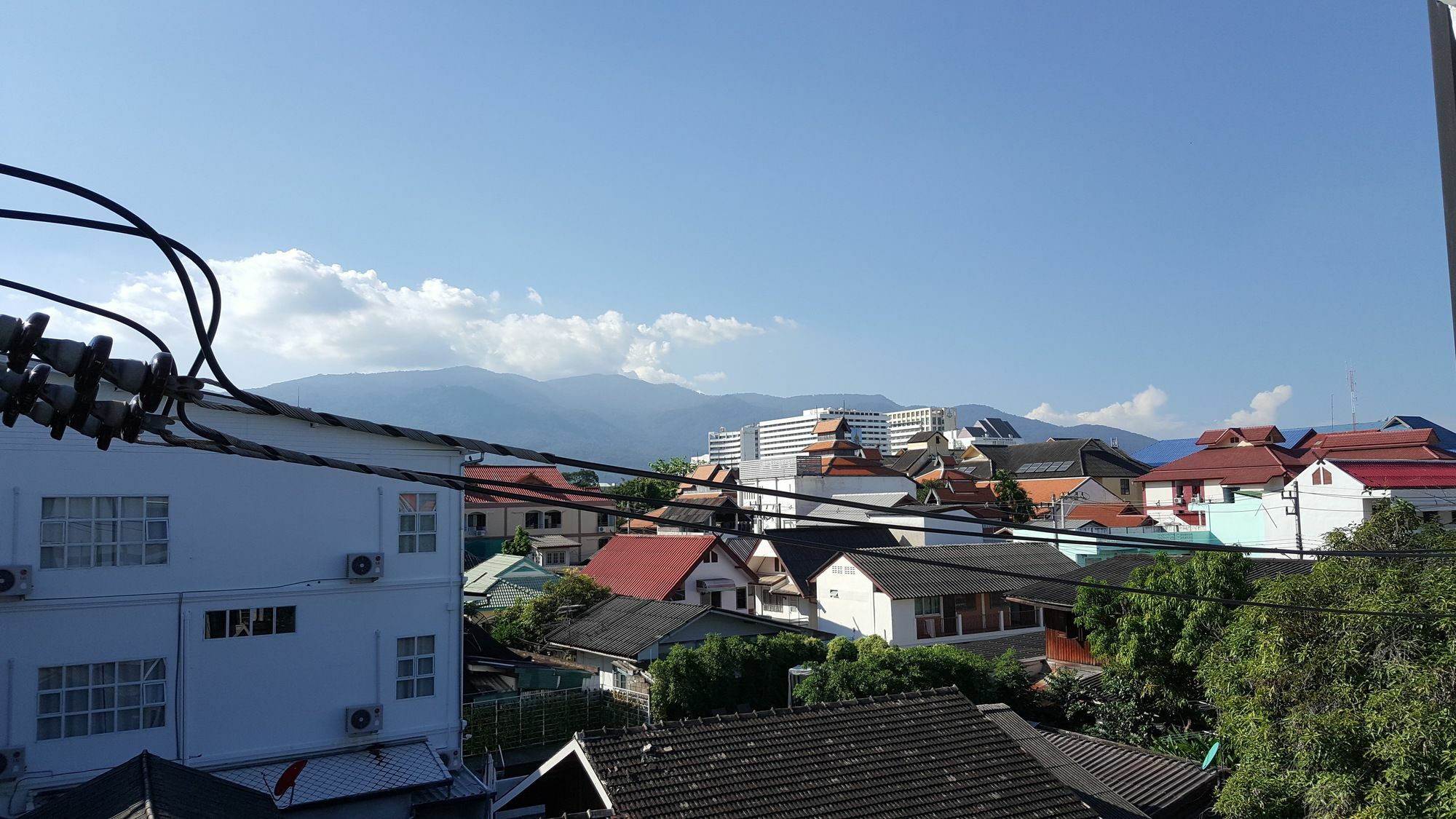 Fundee Hostel Chiang Mai Esterno foto