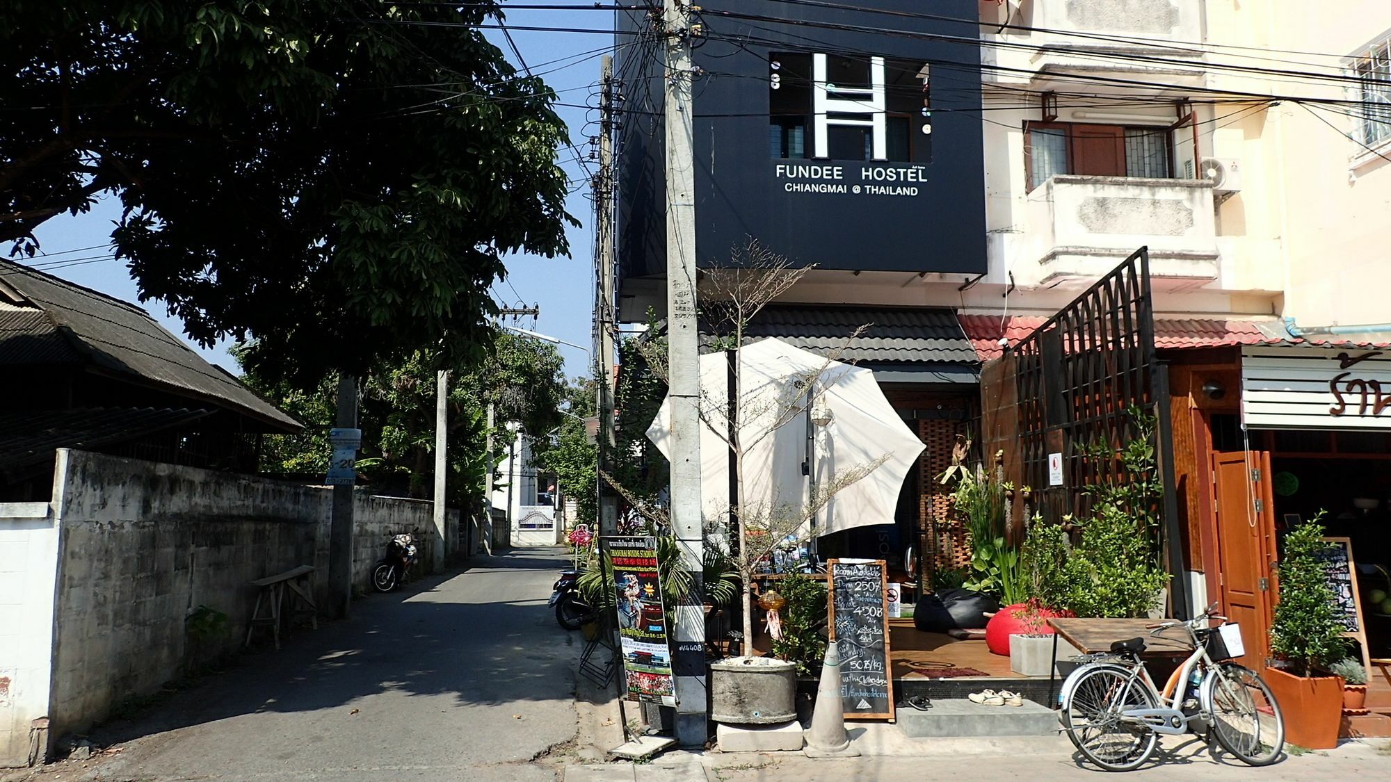 Fundee Hostel Chiang Mai Esterno foto